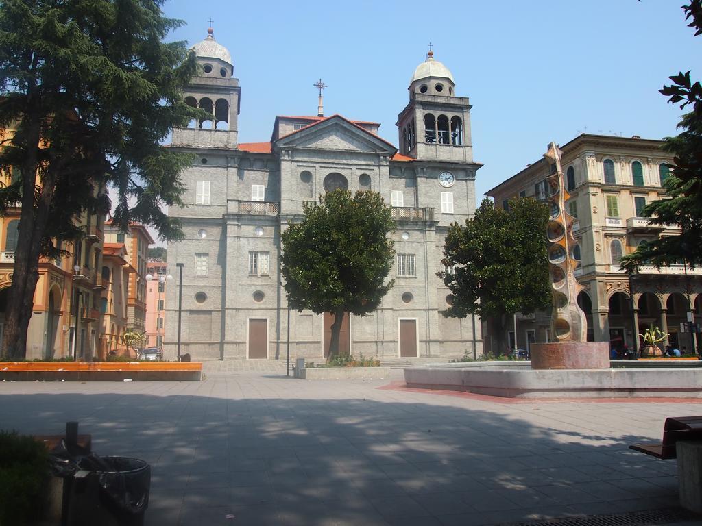 Апартаменти Il Portico - La Spezia To Go 5Terre Екстер'єр фото