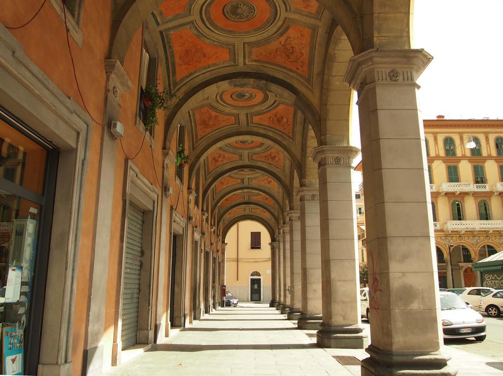 Апартаменти Il Portico - La Spezia To Go 5Terre Екстер'єр фото